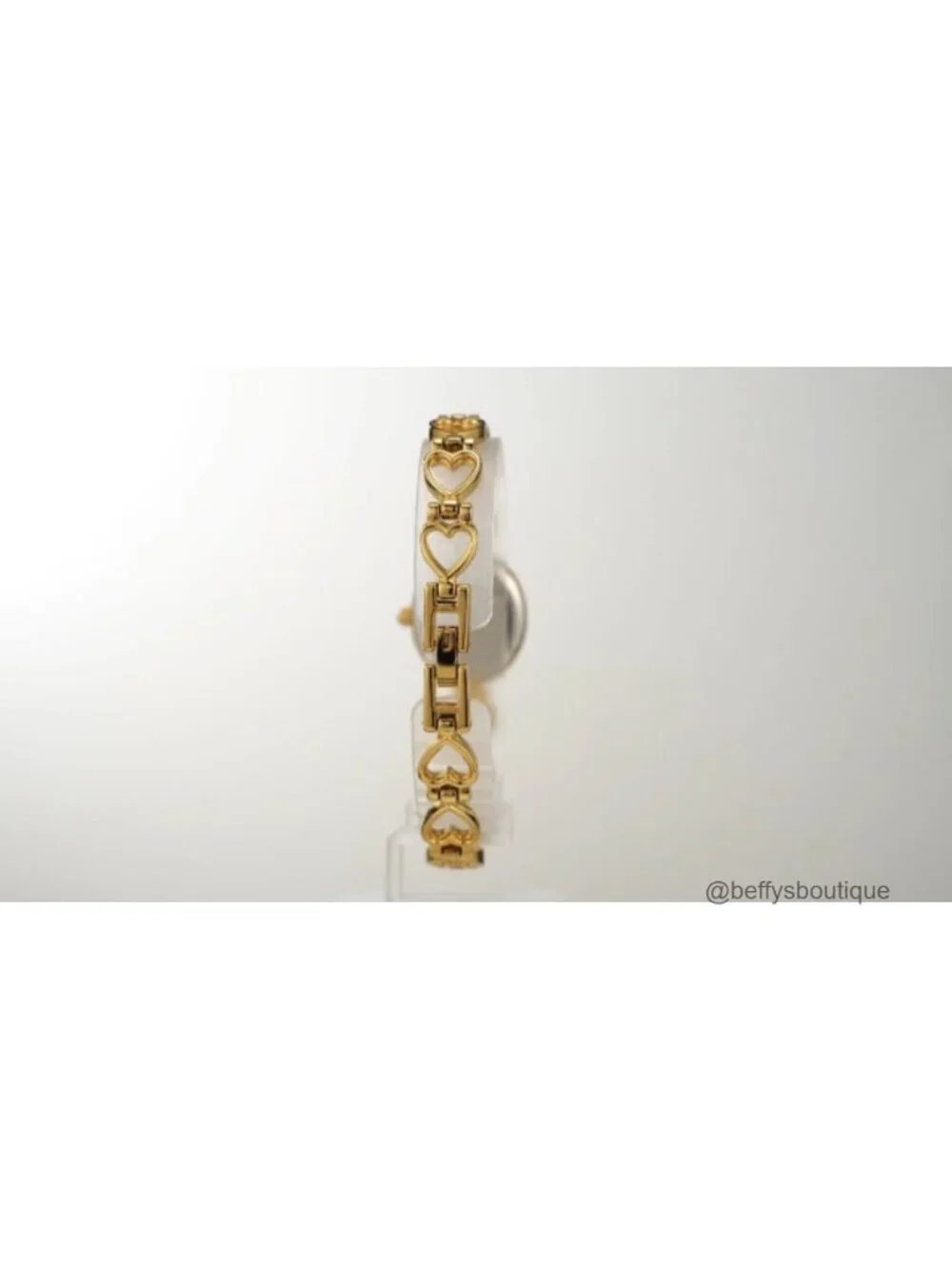 Ultra-Thin Gold Quartz Wrist Watch for Women Vintage Bracelet Dress Watch with